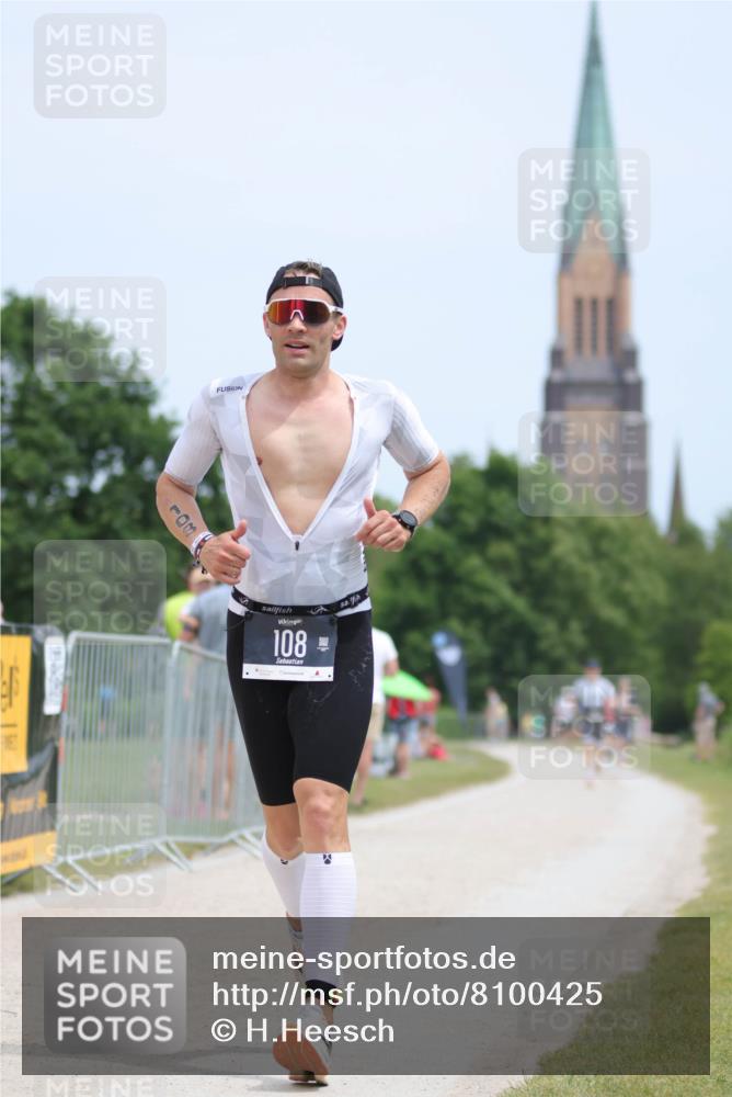 22.06.2025 - Viking Triathlon H.Heesch http://msf.ph/oto/8100425 22.06.2025 13:33:31 Laufen 66, 108 meine-sportfotos.de