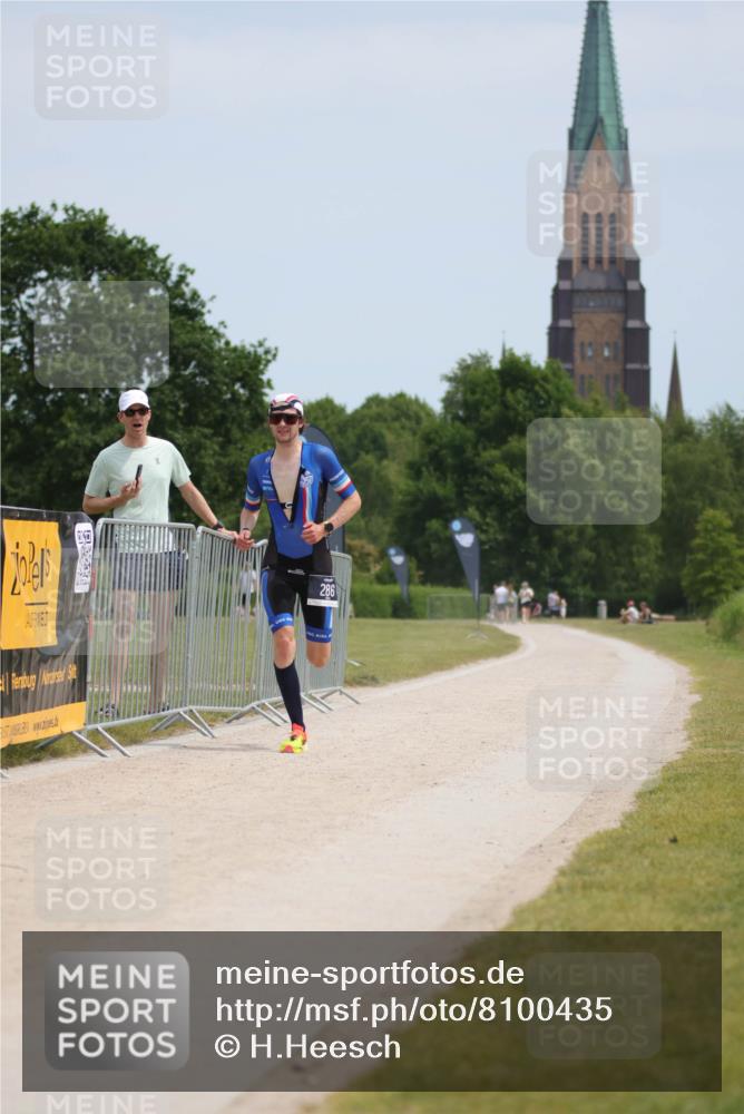 22.06.2025 - Viking Triathlon H.Heesch http://msf.ph/oto/8100435 22.06.2025 12:51:12 Laufen 286 meine-sportfotos.de
