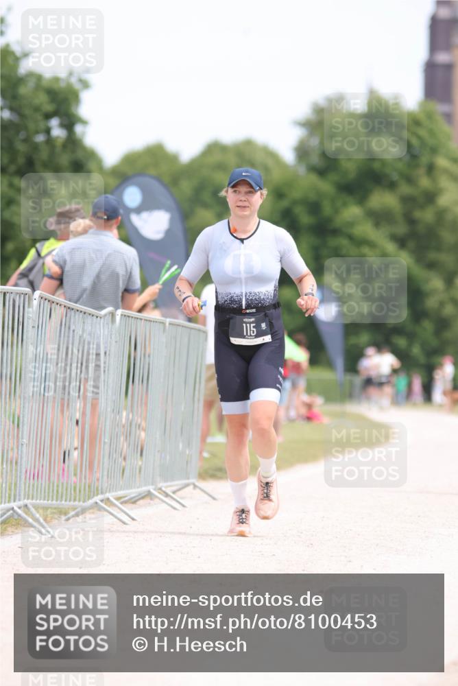 22.06.2025 - Viking Triathlon H.Heesch http://msf.ph/oto/8100453 22.06.2025 13:33:42 Laufen 115, 557 meine-sportfotos.de