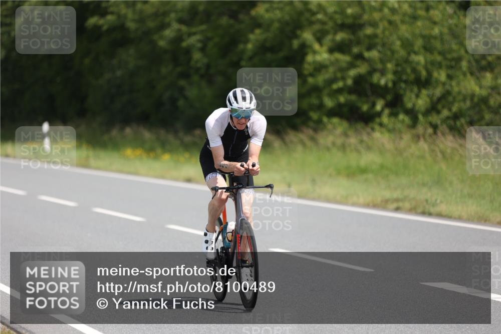22.06.2025 - Viking Triathlon Yannick Fuchs http://msf.ph/oto/8100489 22.06.2025 12:03:48 Radfahren 60, 264, 629 meine-sportfotos.de