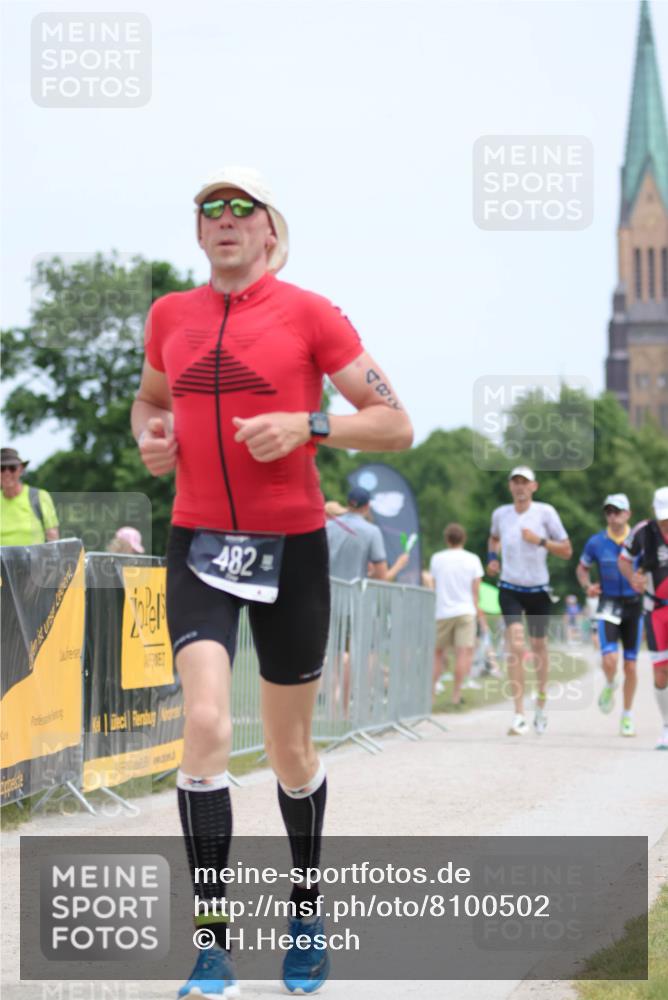 22.06.2025 - Viking Triathlon H.Heesch http://msf.ph/oto/8100502 22.06.2025 13:33:54 Laufen 28, 156, 482, 555 meine-sportfotos.de