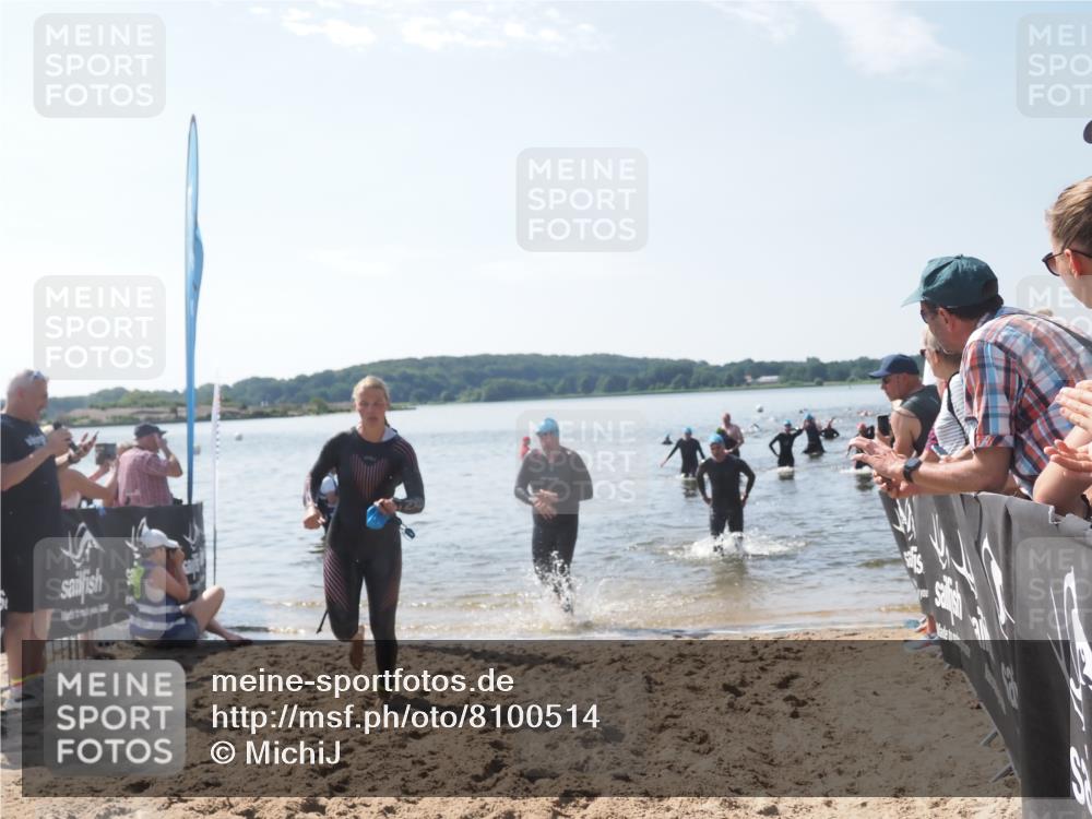 22.06.2025 - Viking Triathlon MichiJ http://msf.ph/oto/8100514 22.06.2025 10:44:50 Schwimmen 18, 168, 440, 446, 638, 653 meine-sportfotos.de
