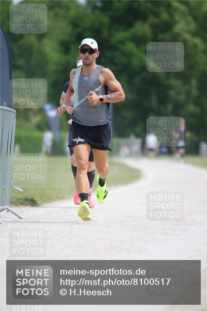 22.06.2025 - Viking Triathlon H.Heesch http://msf.ph/oto/8100517 22.06.2025 12:52:44 Laufen 14, 662 meine-sportfotos.de