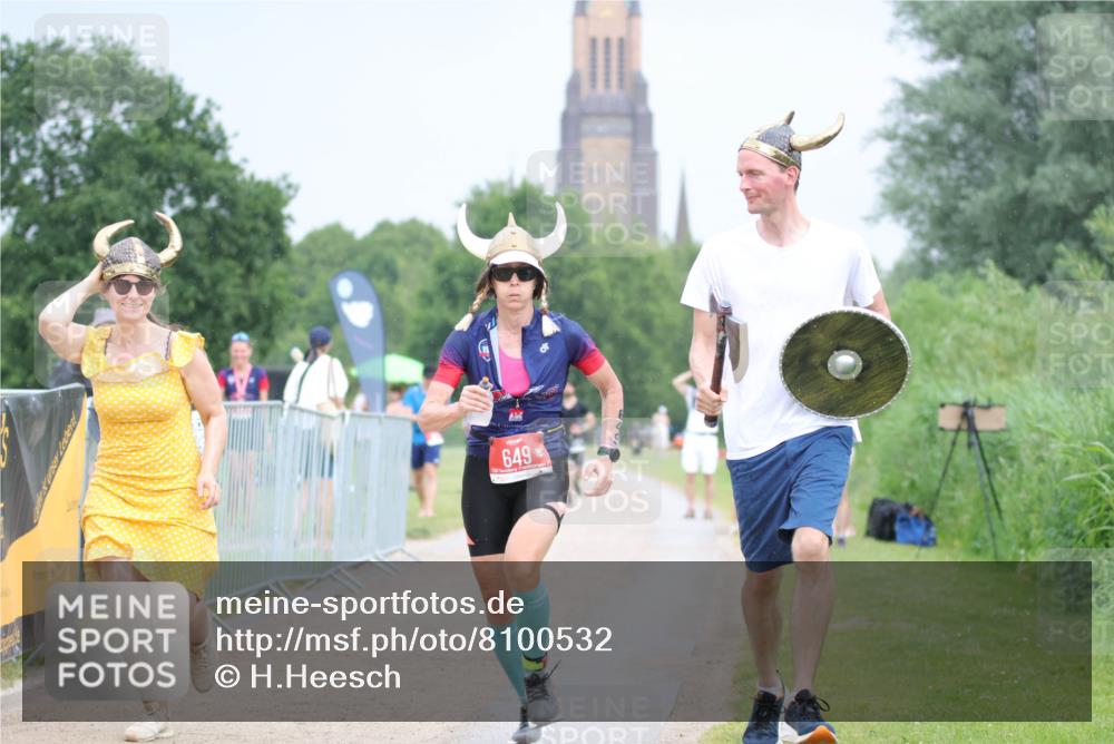 22.06.2025 - Viking Triathlon H.Heesch http://msf.ph/oto/8100532 22.06.2025 16:40:38 Laufen 649 meine-sportfotos.de