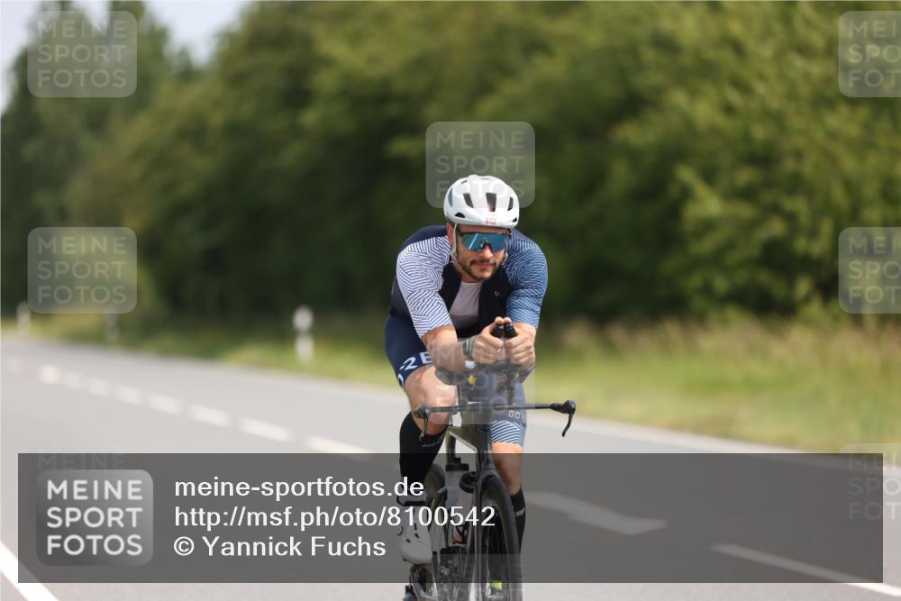 22.06.2025 - Viking Triathlon Yannick Fuchs http://msf.ph/oto/8100542 22.06.2025 11:24:55 Radfahren 85, 114, 204, 215, 306, 548, 603, 626 meine-sportfotos.de