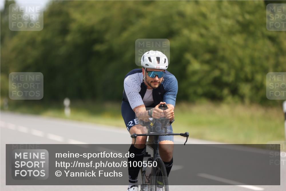 22.06.2025 - Viking Triathlon Yannick Fuchs http://msf.ph/oto/8100550 22.06.2025 11:24:55 Radfahren 85, 114, 204, 215, 306, 548, 603, 626 meine-sportfotos.de