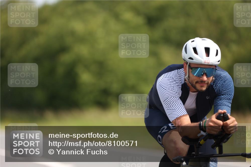 22.06.2025 - Viking Triathlon Yannick Fuchs http://msf.ph/oto/8100571 22.06.2025 11:24:56 Radfahren 77, 85, 114, 215, 306, 548, 603, 626 meine-sportfotos.de