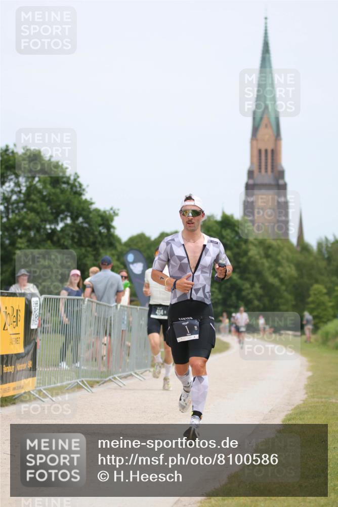 22.06.2025 - Viking Triathlon H.Heesch http://msf.ph/oto/8100586 22.06.2025 13:34:10 Laufen 1, 494 meine-sportfotos.de