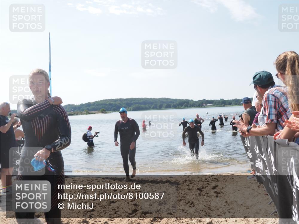22.06.2025 - Viking Triathlon MichiJ http://msf.ph/oto/8100587 22.06.2025 10:44:52 Schwimmen 18, 39, 168, 440, 446, 638, 653 meine-sportfotos.de