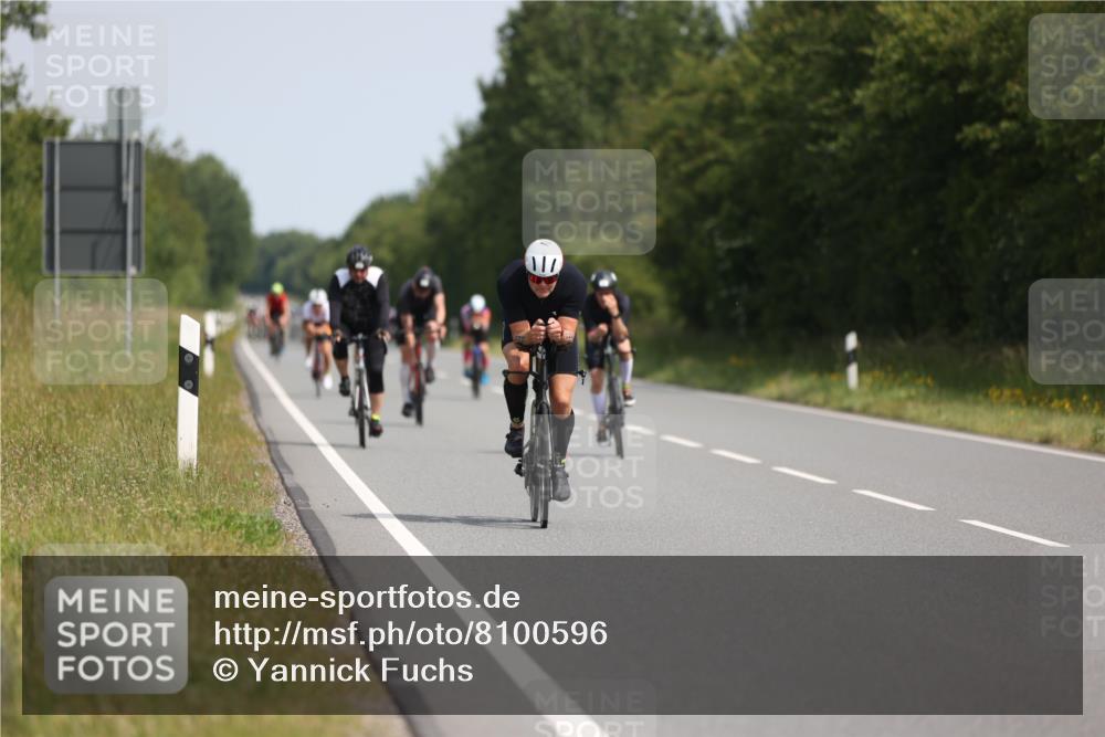 22.06.2025 - Viking Triathlon Yannick Fuchs http://msf.ph/oto/8100596 22.06.2025 11:24:58 Radfahren 77, 85, 114, 215, 306, 548, 603, 626 meine-sportfotos.de