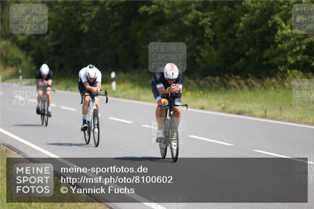 22.06.2025 - Viking Triathlon Yannick Fuchs http://msf.ph/oto/8100602 22.06.2025 12:04:05 Radfahren 38, 42, 142, 149, 333, 351, 378, 517 meine-sportfotos.de