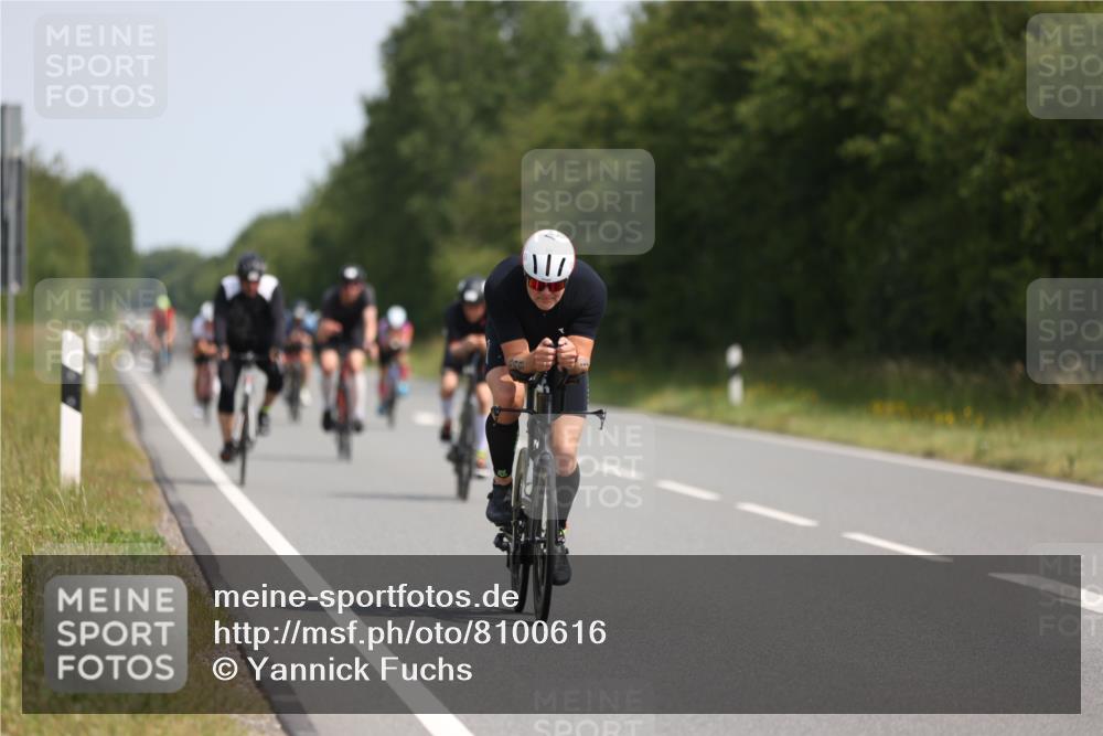 22.06.2025 - Viking Triathlon Yannick Fuchs http://msf.ph/oto/8100616 22.06.2025 11:24:59 Radfahren 77, 85, 114, 215, 306, 548, 603, 626 meine-sportfotos.de