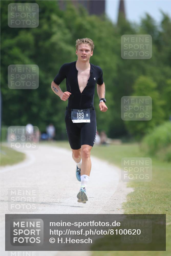 22.06.2025 - Viking Triathlon H.Heesch http://msf.ph/oto/8100620 22.06.2025 12:53:12 Laufen 188, 189 meine-sportfotos.de