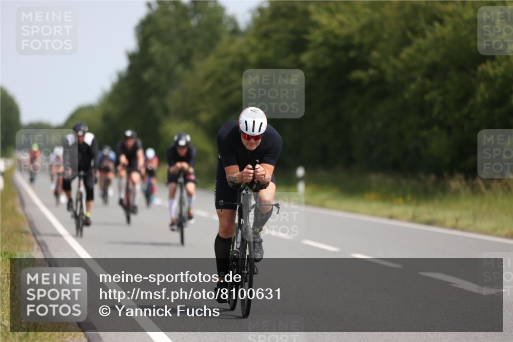 22.06.2025 - Viking Triathlon Yannick Fuchs http://msf.ph/oto/8100631 22.06.2025 11:24:59 Radfahren 77, 85, 114, 215, 306, 548, 603, 626 meine-sportfotos.de