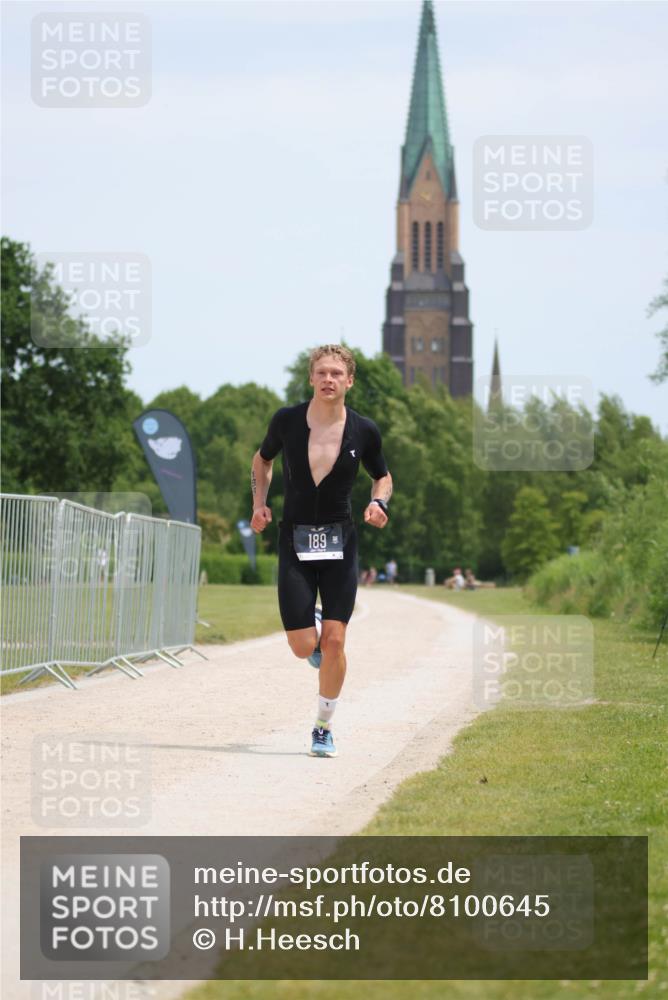 22.06.2025 - Viking Triathlon H.Heesch http://msf.ph/oto/8100645 22.06.2025 12:53:14 Laufen 189 meine-sportfotos.de