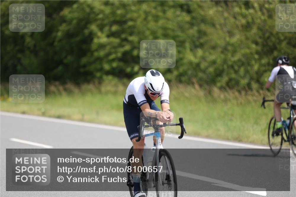 22.06.2025 - Viking Triathlon Yannick Fuchs http://msf.ph/oto/8100657 22.06.2025 12:04:07 Radfahren 38, 42, 142, 149, 333, 351, 517 meine-sportfotos.de