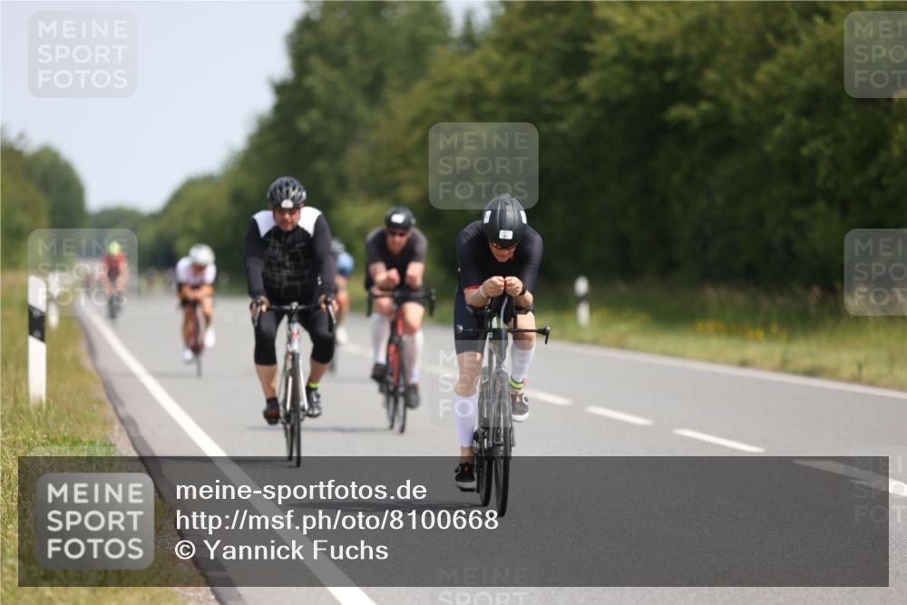 22.06.2025 - Viking Triathlon Yannick Fuchs http://msf.ph/oto/8100668 22.06.2025 11:25:01 Radfahren 77, 85, 114, 215, 306, 482, 548, 626 meine-sportfotos.de