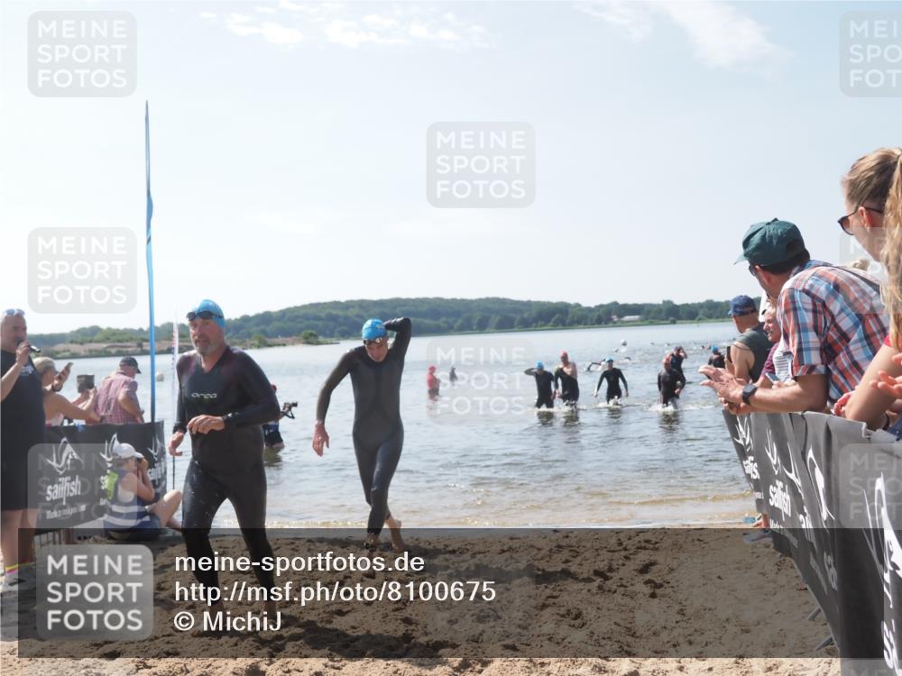 22.06.2025 - Viking Triathlon MichiJ http://msf.ph/oto/8100675 22.06.2025 10:44:54 Schwimmen 39, 168, 440, 446, 638, 653 meine-sportfotos.de