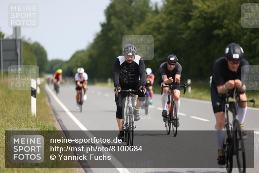 22.06.2025 - Viking Triathlon Yannick Fuchs http://msf.ph/oto/8100684 22.06.2025 11:25:02 Radfahren 77, 85, 114, 164, 215, 306, 482, 548, 626 meine-sportfotos.de