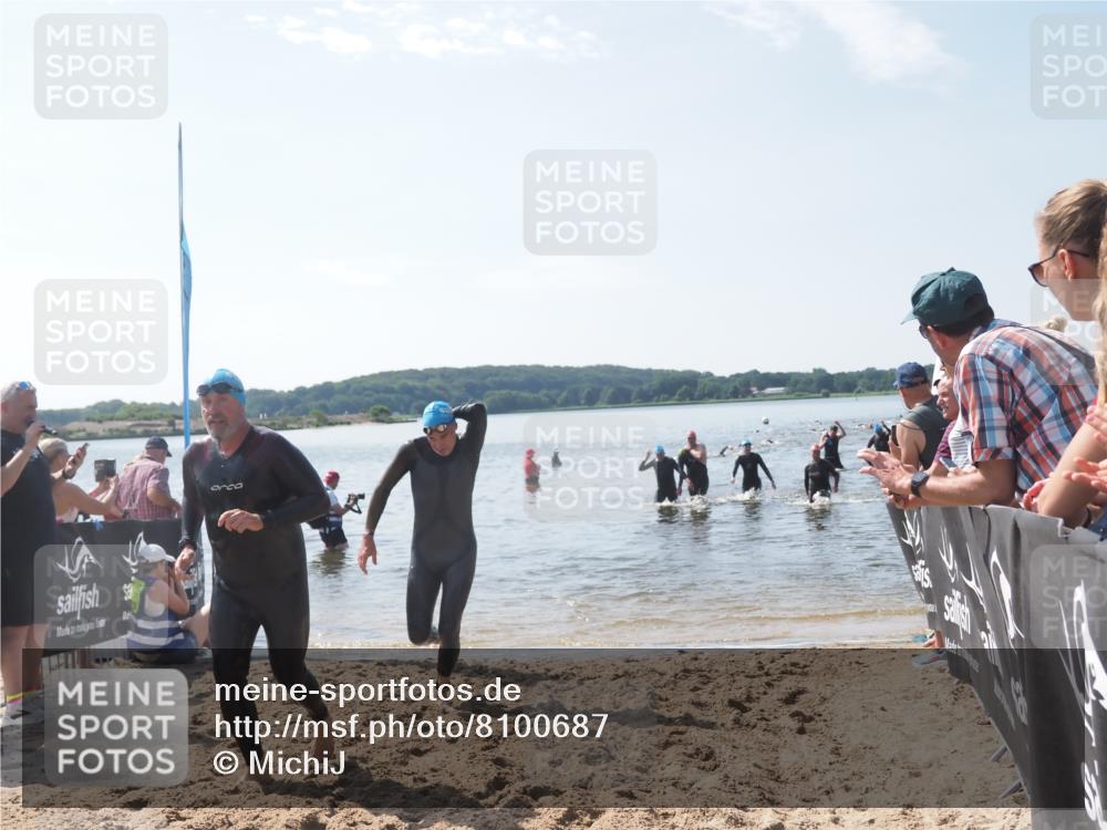 22.06.2025 - Viking Triathlon MichiJ http://msf.ph/oto/8100687 22.06.2025 10:44:54 Schwimmen 39, 168, 440, 446, 638, 653 meine-sportfotos.de