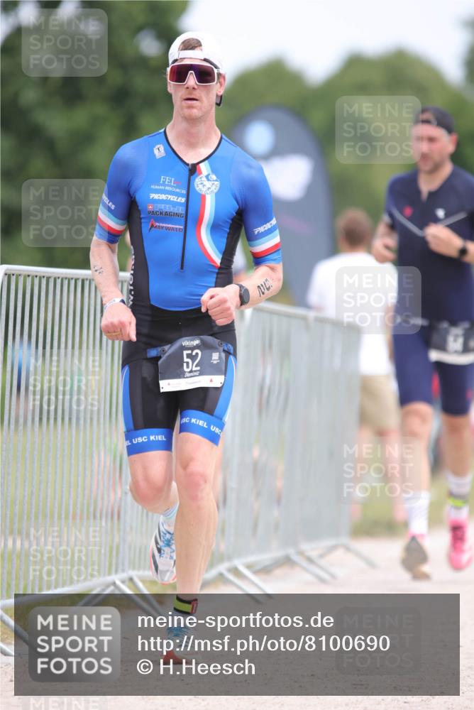22.06.2025 - Viking Triathlon H.Heesch http://msf.ph/oto/8100690 22.06.2025 13:34:30 Laufen 52, 54, 294 meine-sportfotos.de