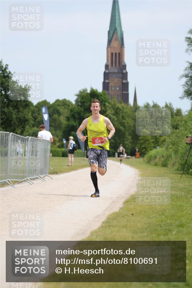 22.06.2025 - Viking Triathlon H.Heesch http://msf.ph/oto/8100691 22.06.2025 12:54:07 Laufen 604 meine-sportfotos.de