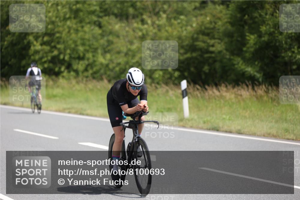 22.06.2025 - Viking Triathlon Yannick Fuchs http://msf.ph/oto/8100693 22.06.2025 12:04:08 Radfahren 38, 42, 142, 149, 333, 351, 517, 650 meine-sportfotos.de