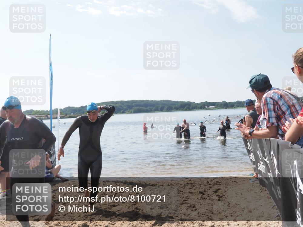 22.06.2025 - Viking Triathlon MichiJ http://msf.ph/oto/8100721 22.06.2025 10:44:55 Schwimmen 39, 168, 440, 638, 653 meine-sportfotos.de