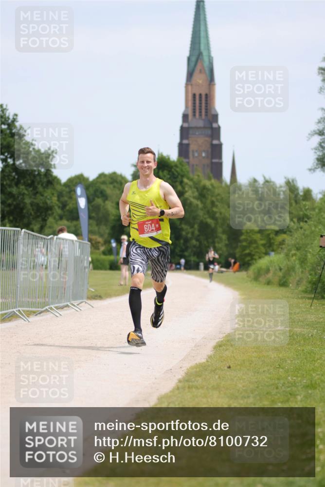 22.06.2025 - Viking Triathlon H.Heesch http://msf.ph/oto/8100732 22.06.2025 12:54:07 Laufen 604 meine-sportfotos.de