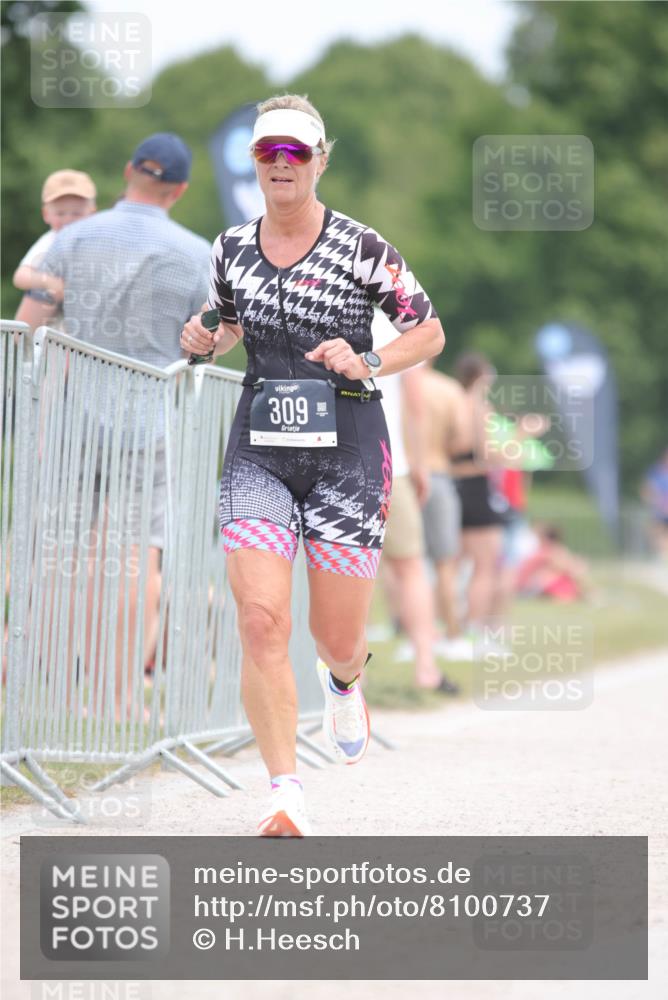 22.06.2025 - Viking Triathlon H.Heesch http://msf.ph/oto/8100737 22.06.2025 13:34:39 Laufen 54, 309 meine-sportfotos.de