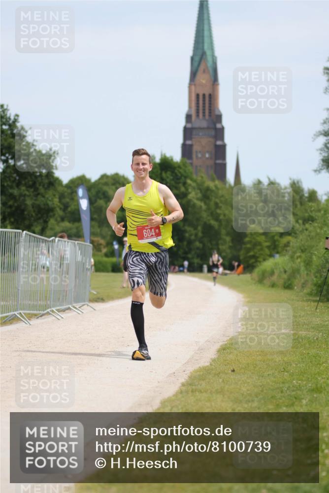 22.06.2025 - Viking Triathlon H.Heesch http://msf.ph/oto/8100739 22.06.2025 12:54:07 Laufen 604 meine-sportfotos.de