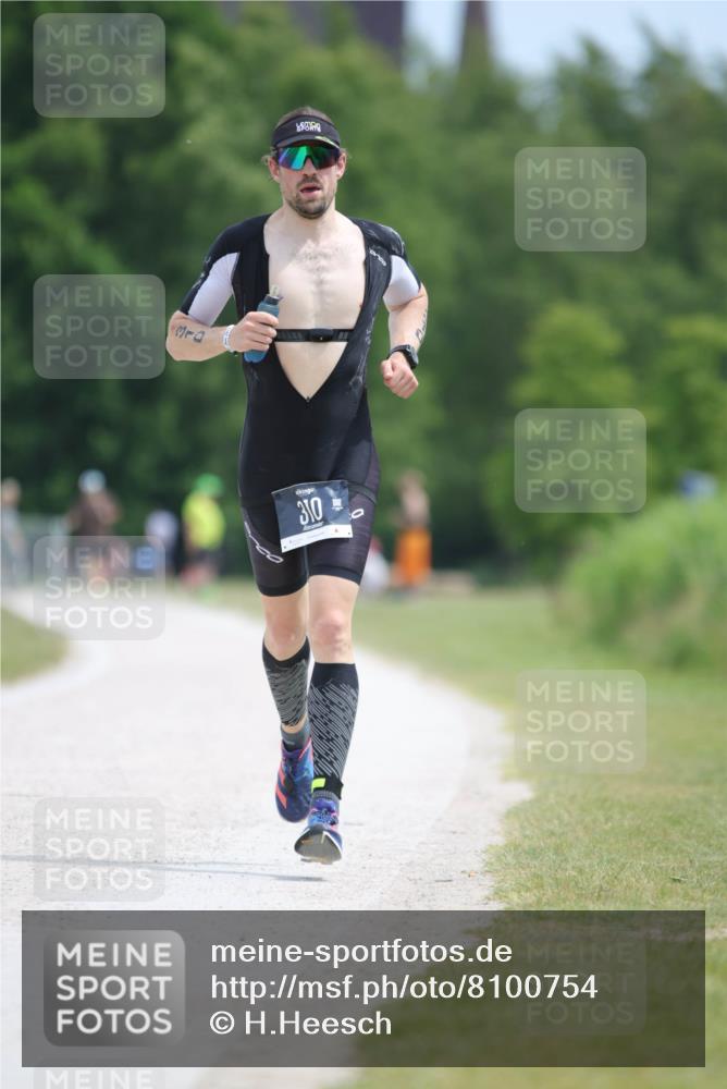 22.06.2025 - Viking Triathlon H.Heesch http://msf.ph/oto/8100754 22.06.2025 12:54:22 Laufen 310 meine-sportfotos.de