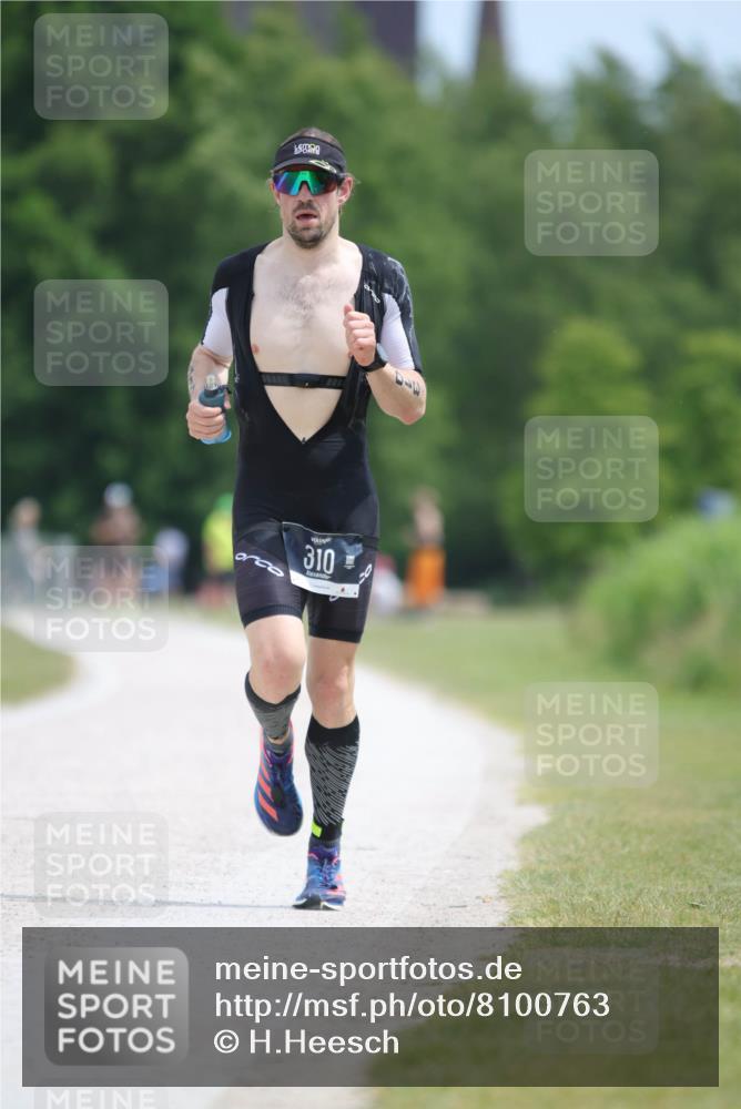22.06.2025 - Viking Triathlon H.Heesch http://msf.ph/oto/8100763 22.06.2025 12:54:22 Laufen 310 meine-sportfotos.de