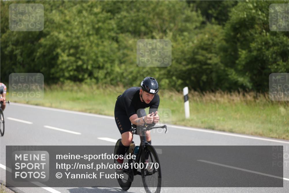 22.06.2025 - Viking Triathlon Yannick Fuchs http://msf.ph/oto/8100770 22.06.2025 12:04:11 Radfahren 38, 42, 142, 149, 333, 351, 517, 650 meine-sportfotos.de