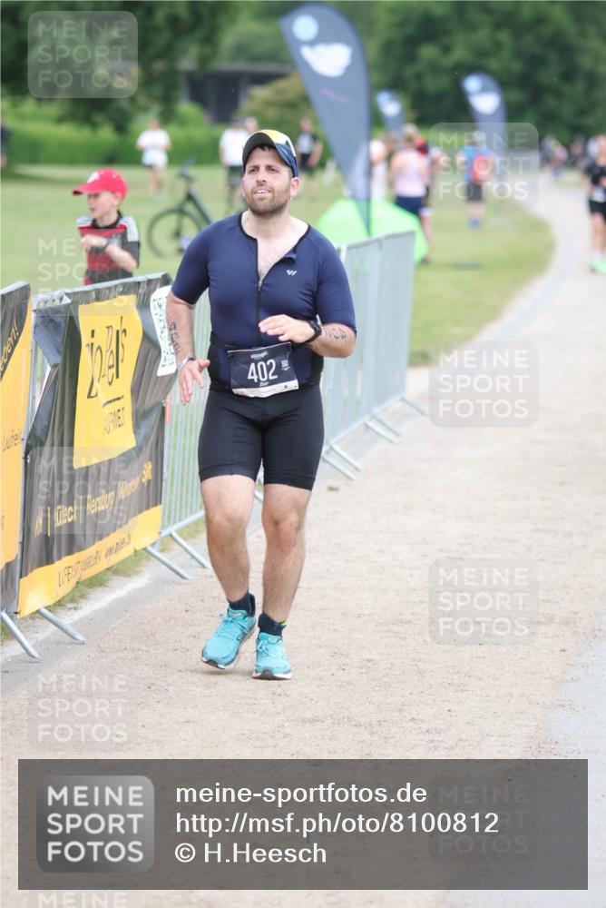 22.06.2025 - Viking Triathlon H.Heesch http://msf.ph/oto/8100812 22.06.2025 16:44:26 Laufen 402, 470 meine-sportfotos.de