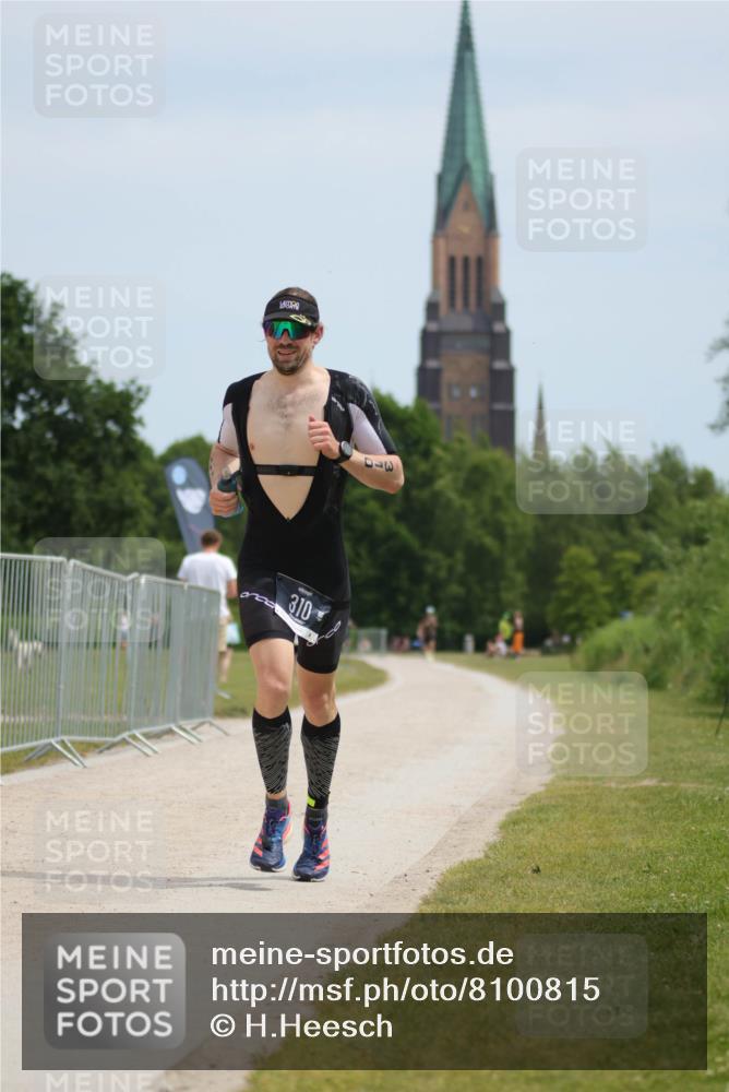 22.06.2025 - Viking Triathlon H.Heesch http://msf.ph/oto/8100815 22.06.2025 12:54:25 Laufen 310 meine-sportfotos.de