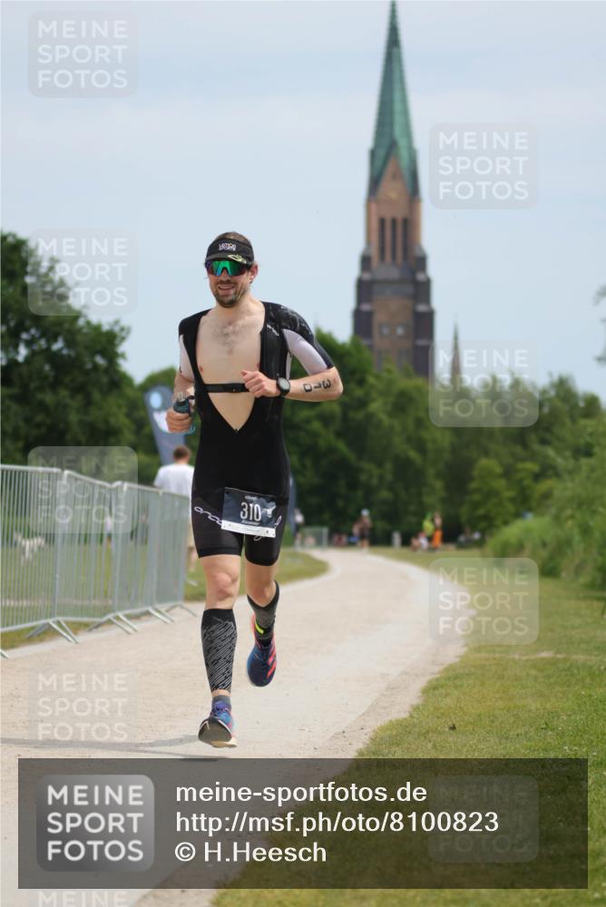 22.06.2025 - Viking Triathlon H.Heesch http://msf.ph/oto/8100823 22.06.2025 12:54:25 Laufen 310 meine-sportfotos.de