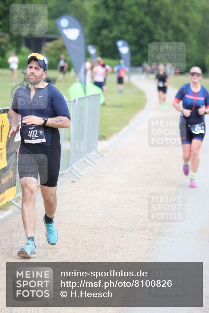 22.06.2025 - Viking Triathlon H.Heesch http://msf.ph/oto/8100826 22.06.2025 16:44:27 Laufen 402, 470 meine-sportfotos.de