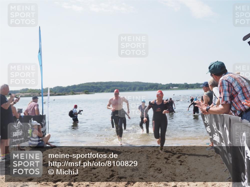 22.06.2025 - Viking Triathlon MichiJ http://msf.ph/oto/8100829 22.06.2025 10:45:05 Schwimmen 39, 168, 346, 493, 503, 638, 653 meine-sportfotos.de