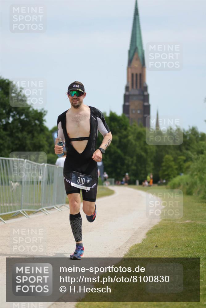 22.06.2025 - Viking Triathlon H.Heesch http://msf.ph/oto/8100830 22.06.2025 12:54:25 Laufen 310 meine-sportfotos.de
