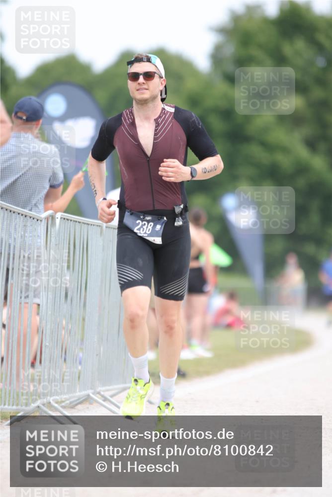 22.06.2025 - Viking Triathlon H.Heesch http://msf.ph/oto/8100842 22.06.2025 13:34:51 Laufen 109, 229, 238 meine-sportfotos.de
