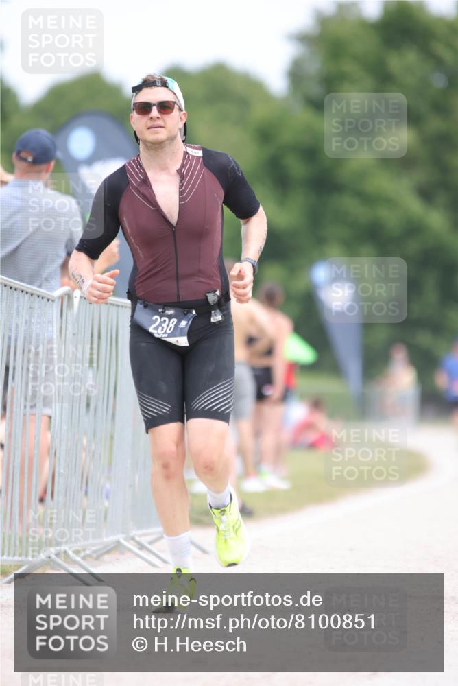 22.06.2025 - Viking Triathlon H.Heesch http://msf.ph/oto/8100851 22.06.2025 13:34:51 Laufen 109, 229, 238 meine-sportfotos.de