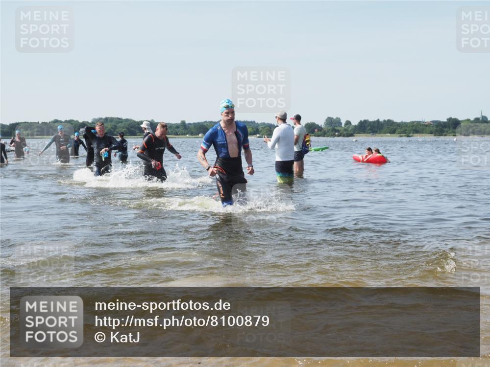 22.06.2025 - Viking Triathlon KatJ http://msf.ph/oto/8100879 22.06.2025 10:33:24 Schwimmen 28, 38, 300, 382, 387, 522, 524, 608 meine-sportfotos.de