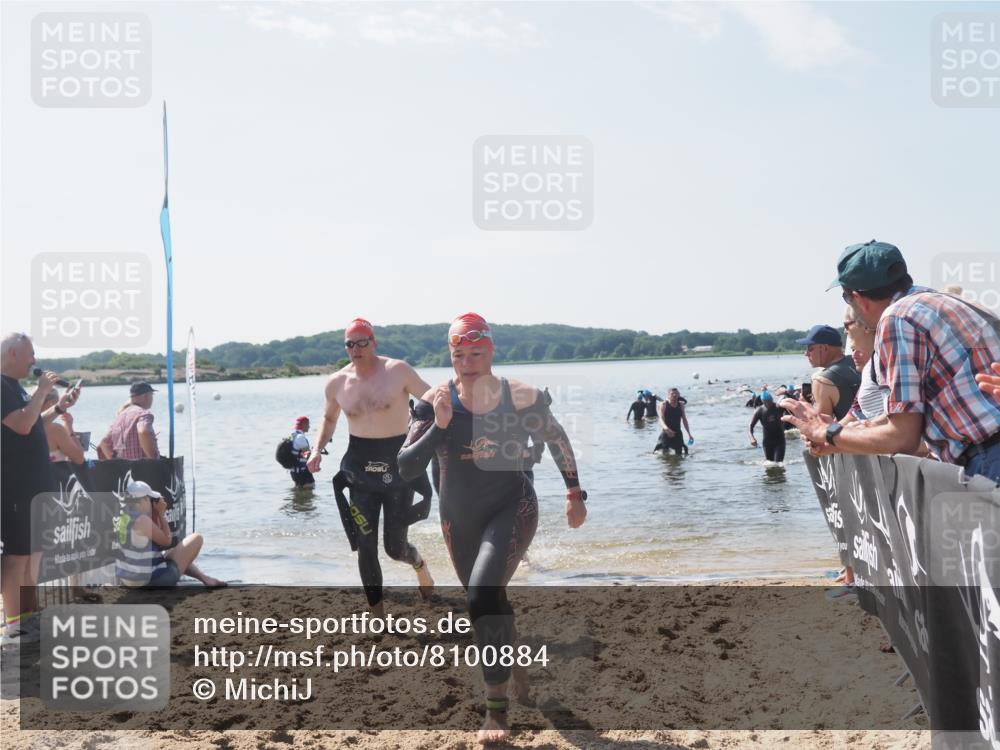 22.06.2025 - Viking Triathlon MichiJ http://msf.ph/oto/8100884 22.06.2025 10:45:06 Schwimmen 39, 168, 346, 493, 503, 638, 653 meine-sportfotos.de