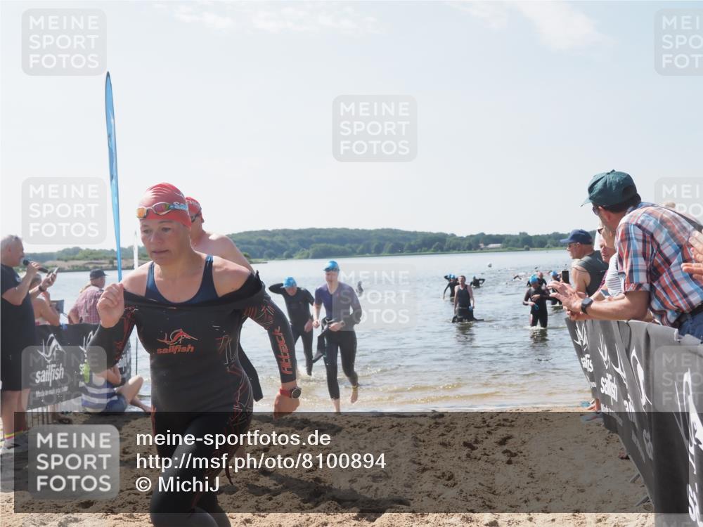 22.06.2025 - Viking Triathlon MichiJ http://msf.ph/oto/8100894 22.06.2025 10:45:06 Schwimmen 39, 168, 346, 493, 503, 638, 653 meine-sportfotos.de