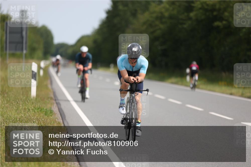 22.06.2025 - Viking Triathlon Yannick Fuchs http://msf.ph/oto/8100906 22.06.2025 11:25:27 Radfahren 9, 90, 185, 195, 198, 228, 384, 390, 401, 500, 534 meine-sportfotos.de