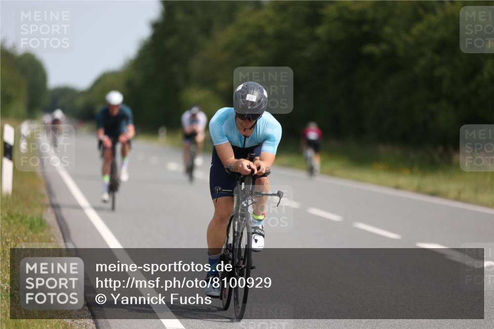 22.06.2025 - Viking Triathlon Yannick Fuchs http://msf.ph/oto/8100929 22.06.2025 11:25:27 Radfahren 9, 90, 185, 195, 198, 228, 384, 390, 401, 500, 534 meine-sportfotos.de