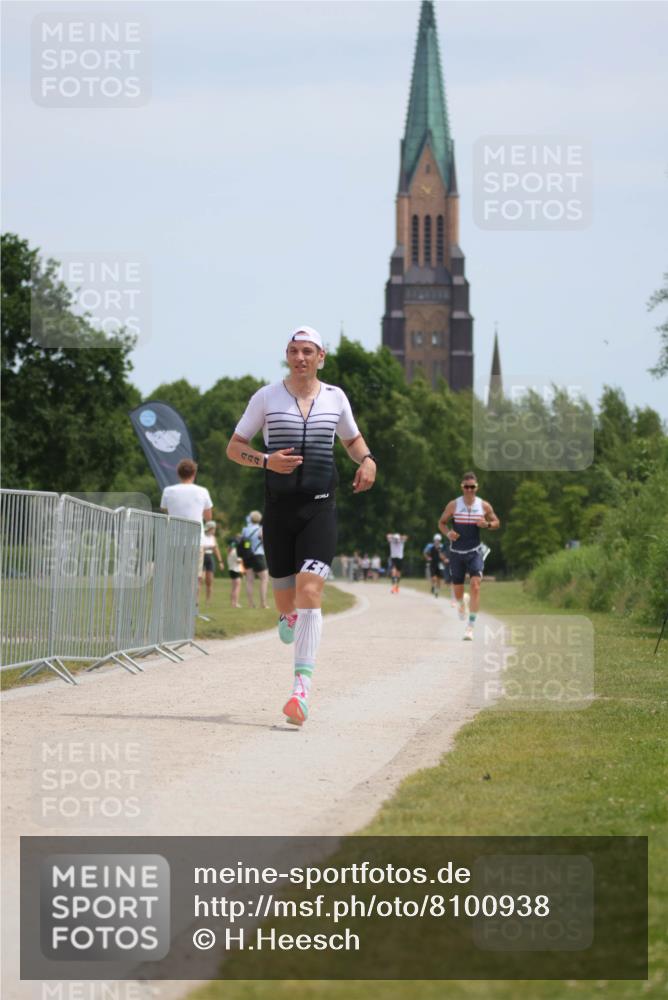 22.06.2025 - Viking Triathlon H.Heesch http://msf.ph/oto/8100938 22.06.2025 12:54:51 Laufen 340, 444, 645 meine-sportfotos.de