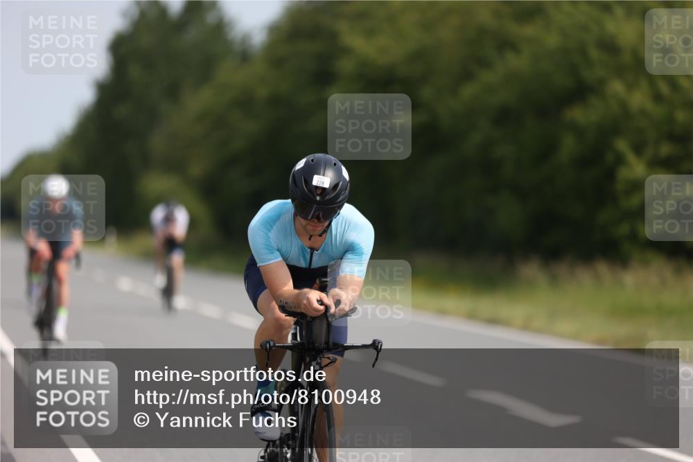 22.06.2025 - Viking Triathlon Yannick Fuchs http://msf.ph/oto/8100948 22.06.2025 11:25:27 Radfahren 9, 90, 185, 195, 198, 228, 384, 390, 401, 500, 534 meine-sportfotos.de