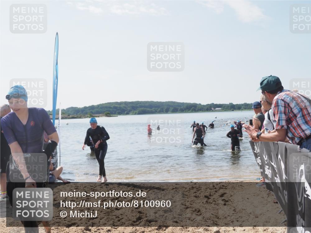 22.06.2025 - Viking Triathlon MichiJ http://msf.ph/oto/8100960 22.06.2025 10:45:09 Schwimmen 39, 68, 168, 346, 493, 503 meine-sportfotos.de